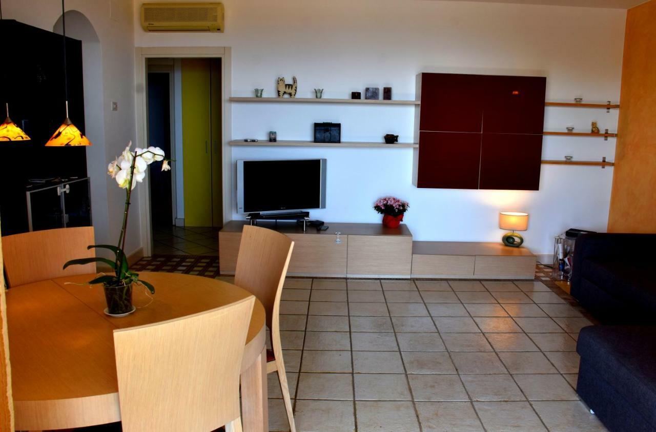 Taormina Sunny Apartment - Taormina Holidays Екстер'єр фото