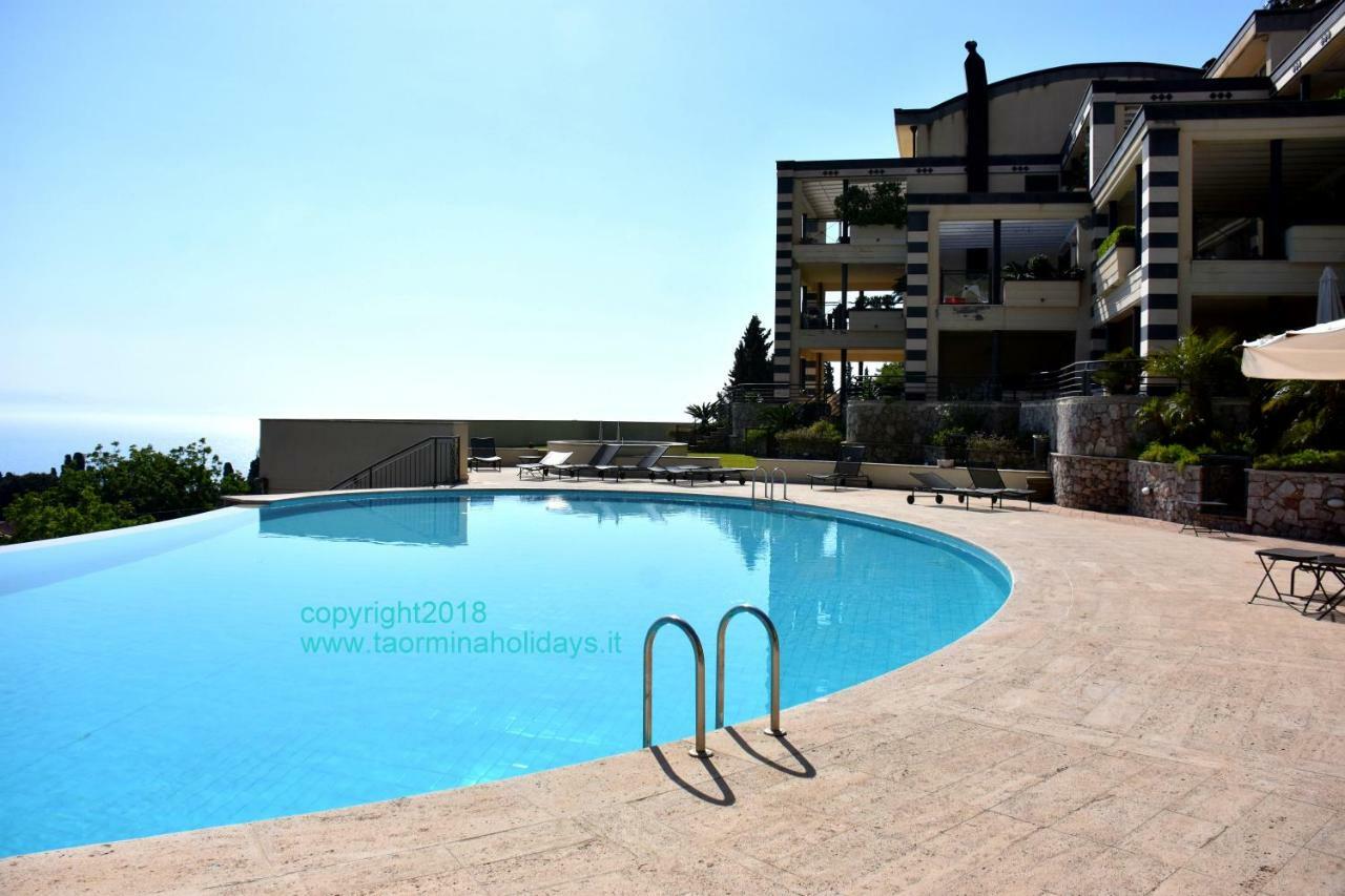 Taormina Sunny Apartment - Taormina Holidays Екстер'єр фото