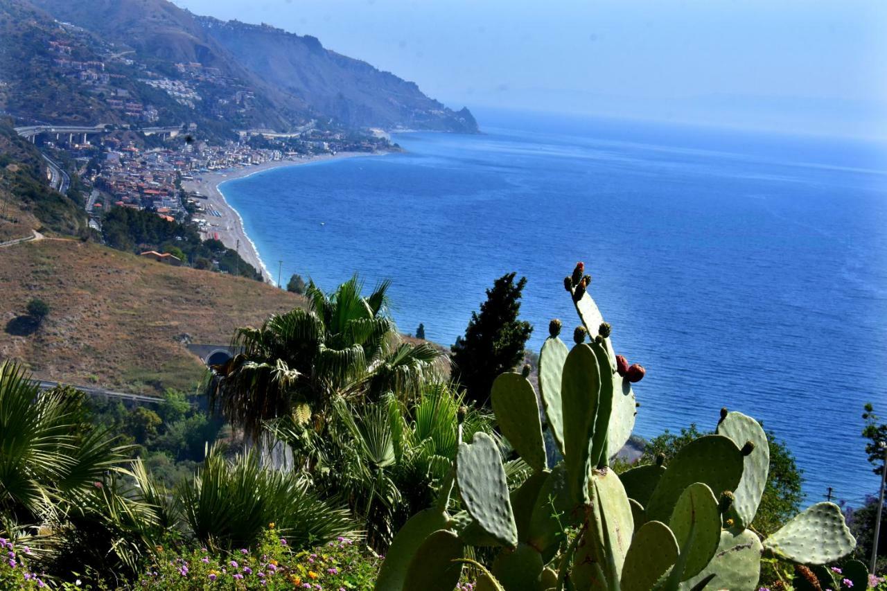 Taormina Sunny Apartment - Taormina Holidays Екстер'єр фото