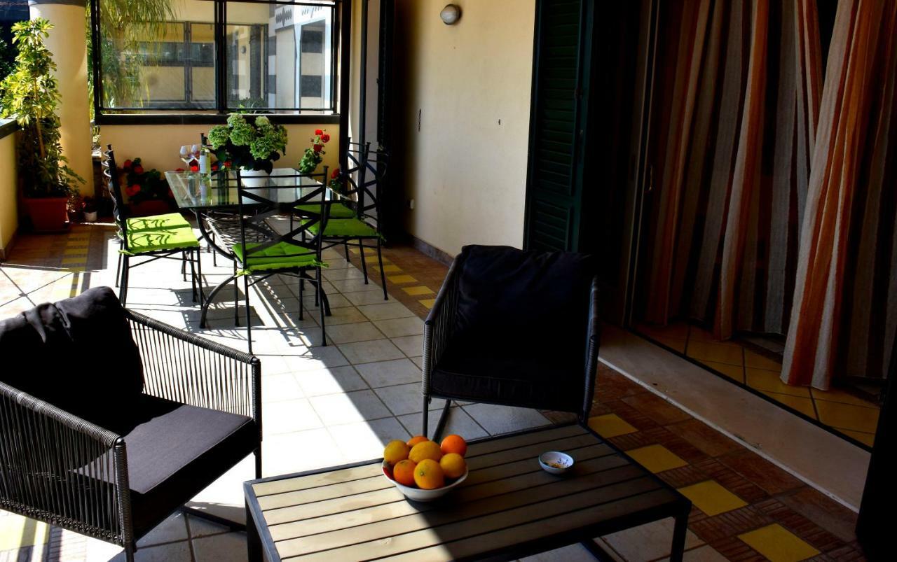 Taormina Sunny Apartment - Taormina Holidays Екстер'єр фото